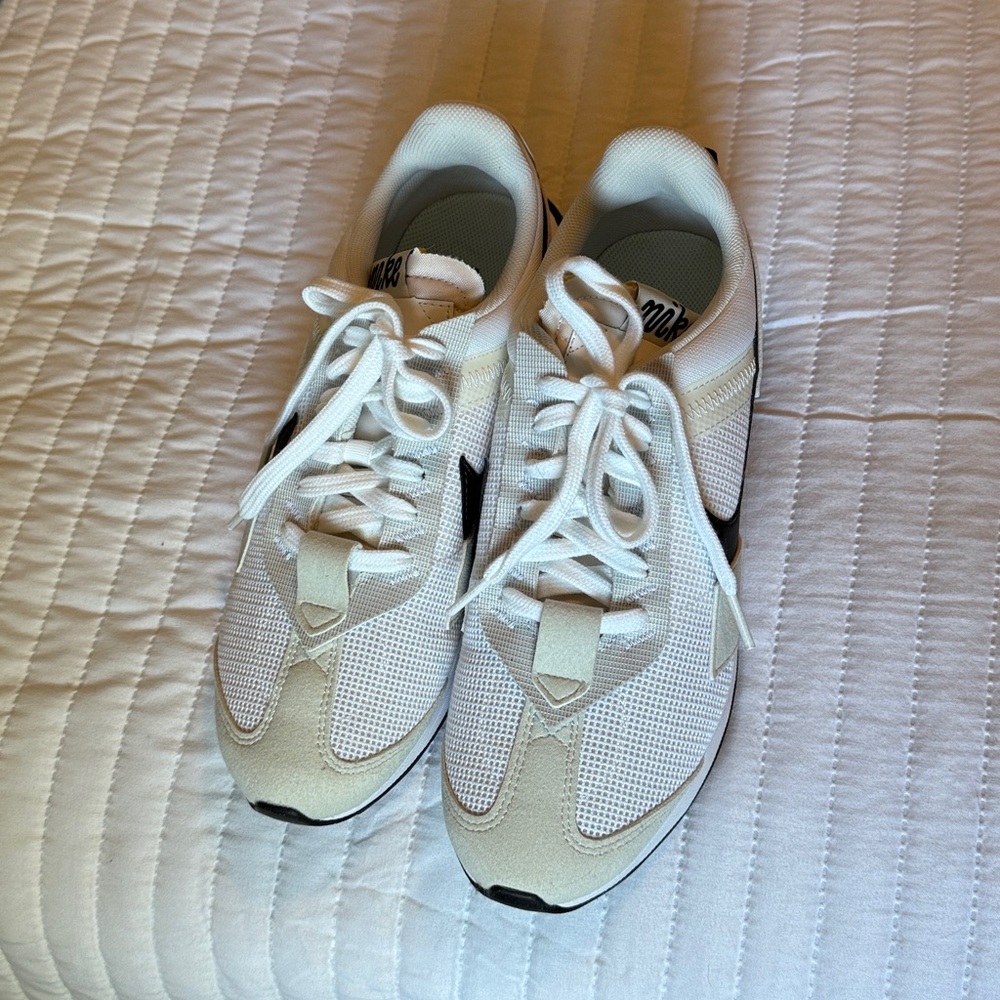 Nike White and Black sneakers